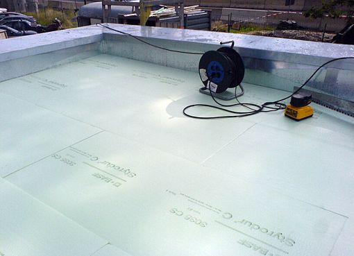 Tunnelhaus – Flachdach Kies